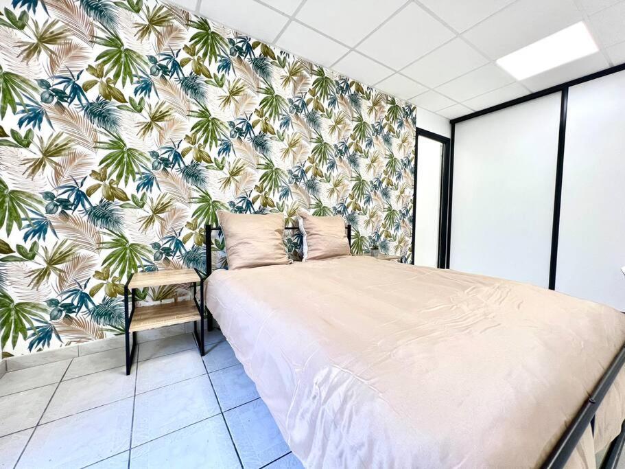 Le Grand Penon ~ Logement Spacieux A 6 Min Du Parc Saint-Georges-les-Baillargeaux Exterior foto