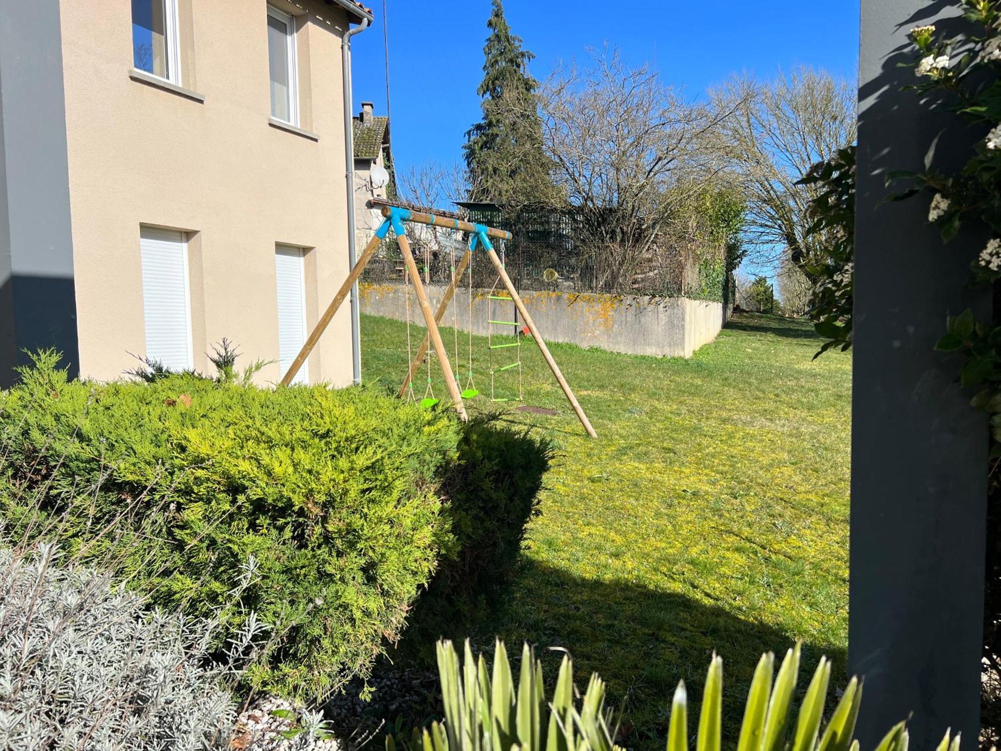 Le Grand Penon ~ Logement Spacieux A 6 Min Du Parc Saint-Georges-les-Baillargeaux Exterior foto